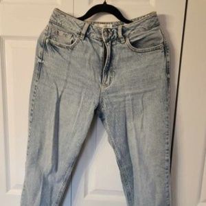 Dynamite Claudia Mom fit light coloured jeans size 26 / size 2